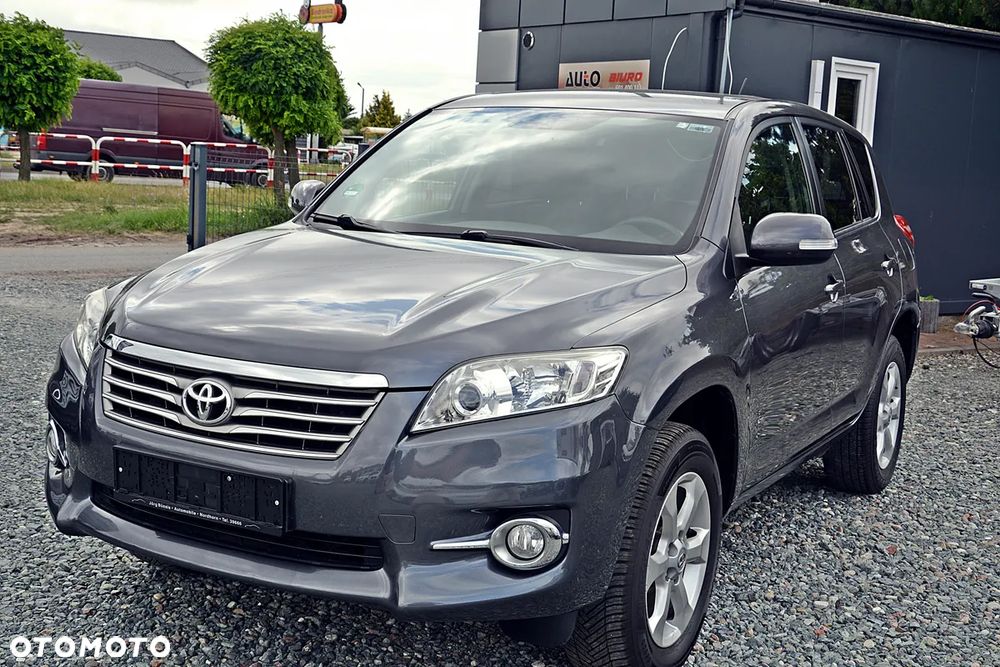 Toyota RAV4 2.2 D-4D Sol - 3
