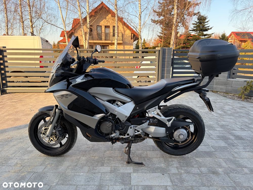 Honda VFR - 2