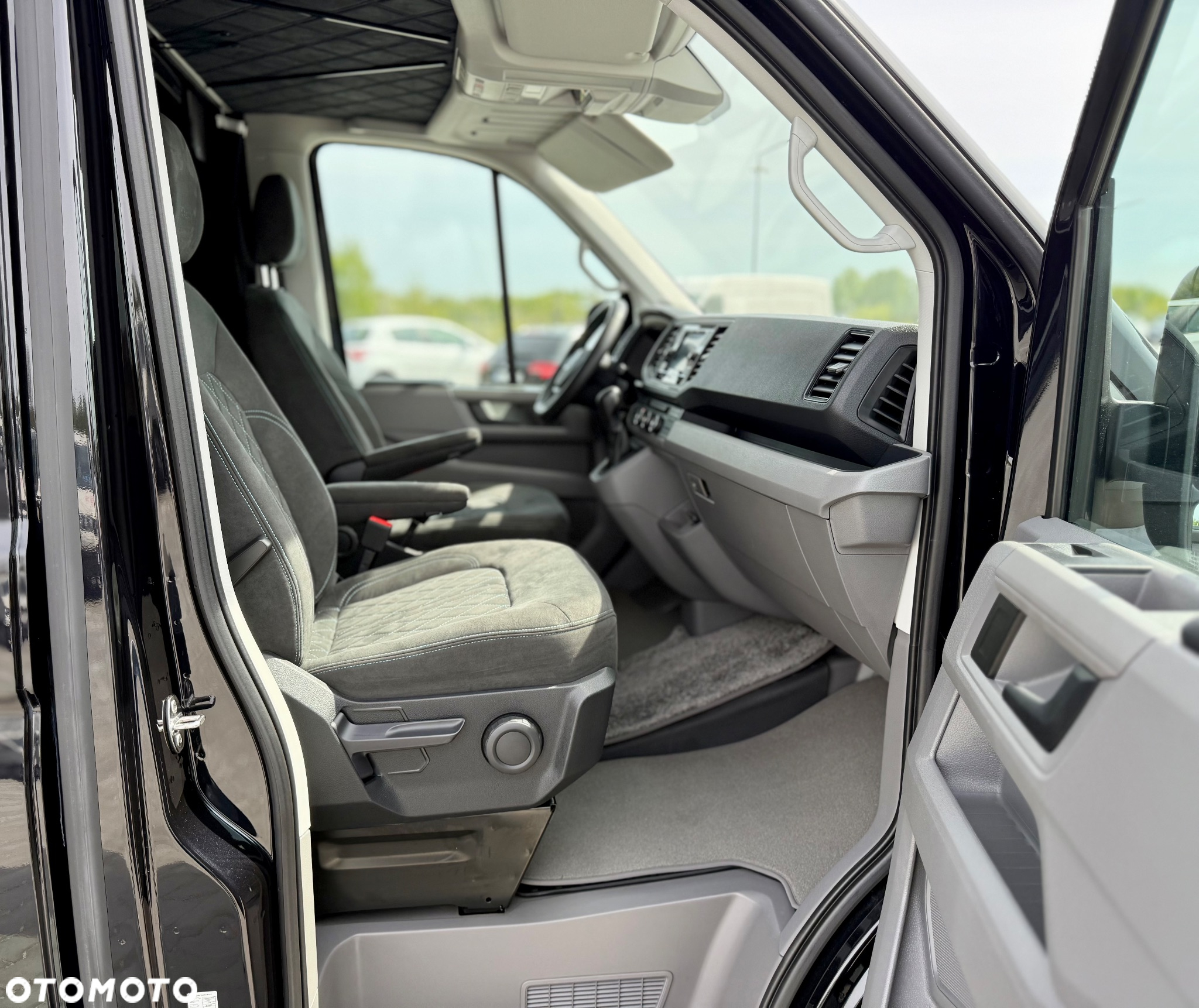 Volkswagen Crafter - 25