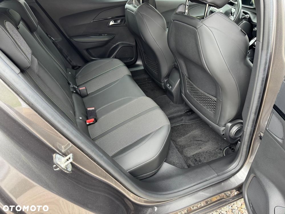 Peugeot 2008 1.5 BlueHDi GT Line S&S EAT8 - 10