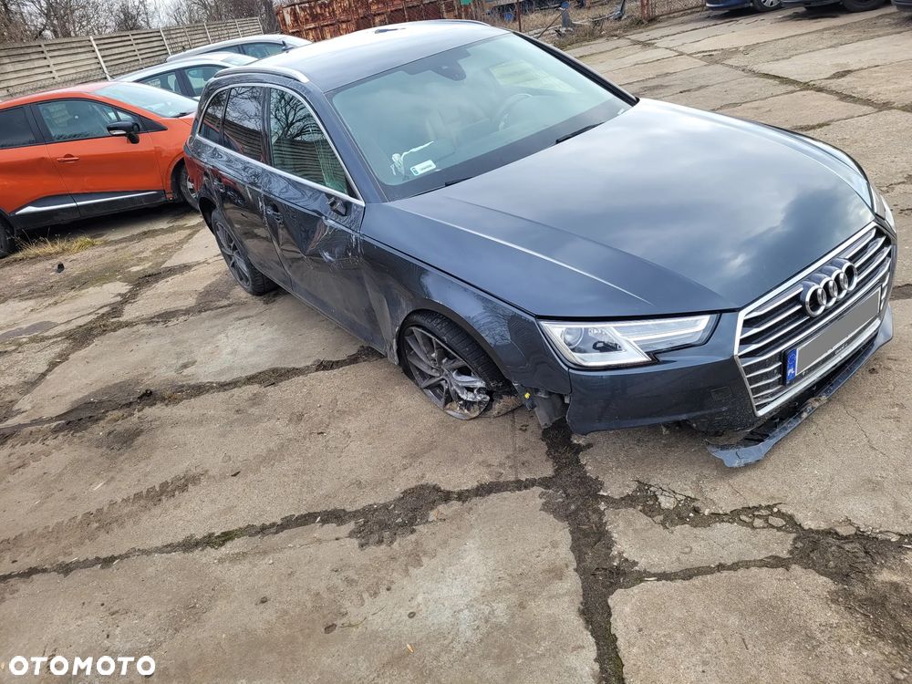 Audi A4 Avant 2.0 TDI Design S tronic - 4