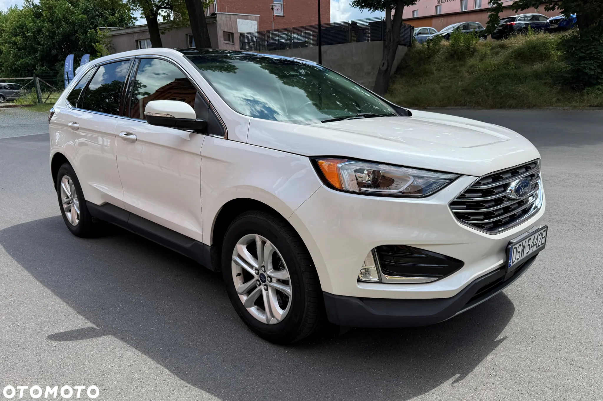 Ford Edge - 8
