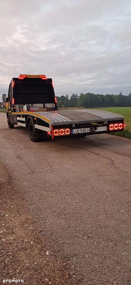 Mercedes-Benz 906 - 9