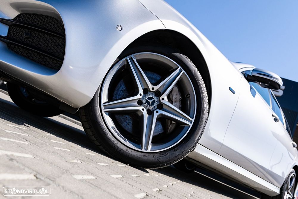 Mercedes-Benz E 300 de AMG Line - 5
