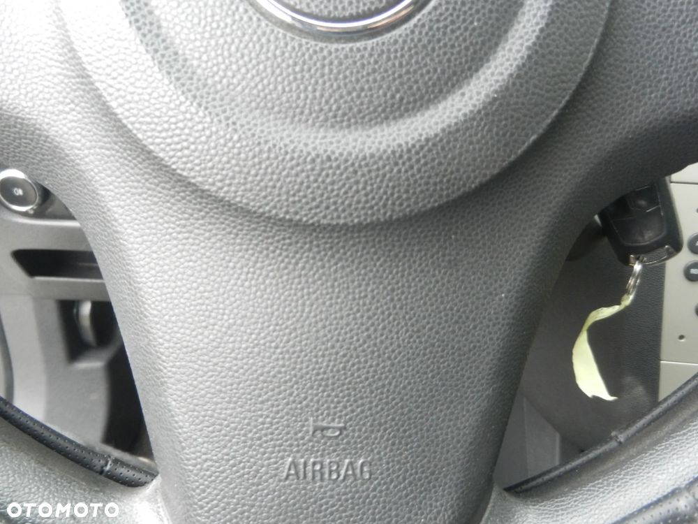 Opel Corsa - 21