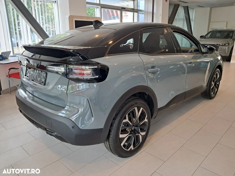 Citroën C4 Hybrid 145 MAX - 3