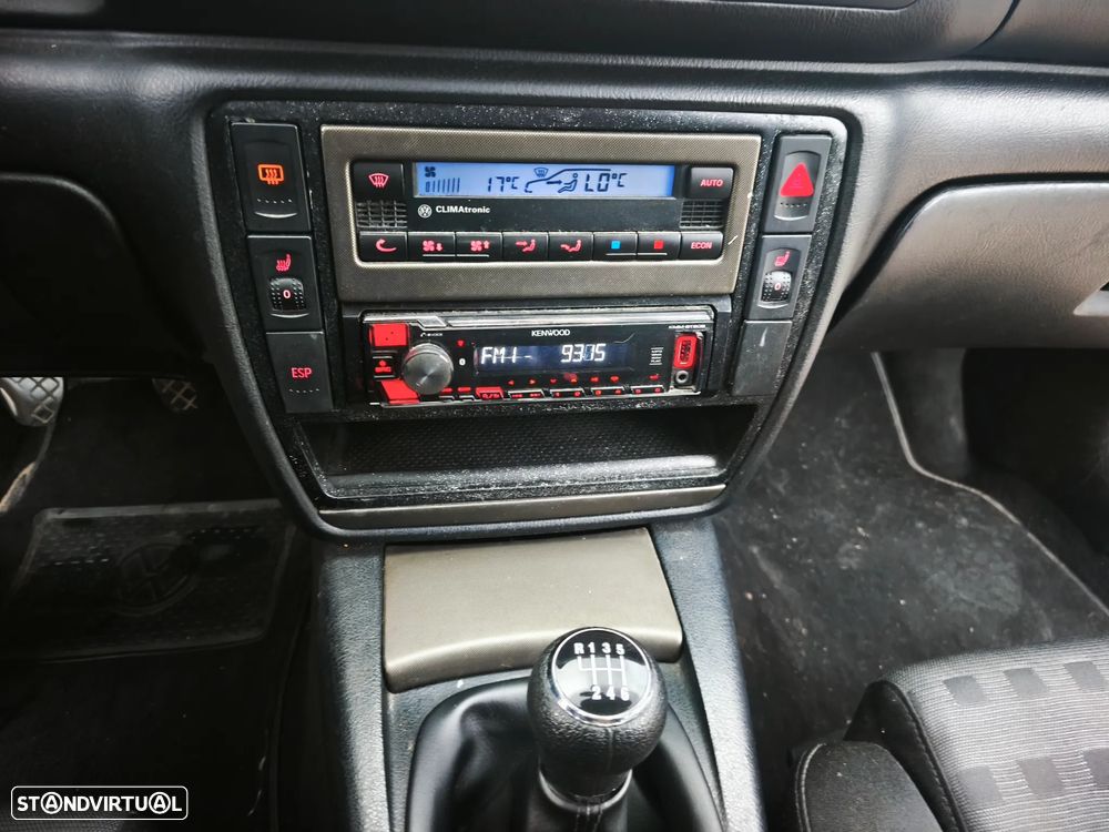 VW Passat Variant 1.9 TDi Conf.Plus 6V - 8