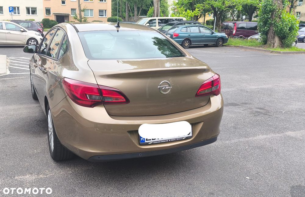 Opel Astra 1.7 CDTI DPF ecoFLEX Start/Stop 99g Active - 12