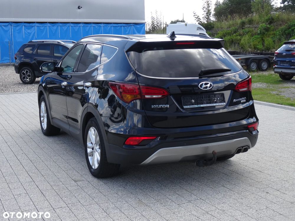 Hyundai Santa Fe 2.0 CRDi 2WD Style - 11