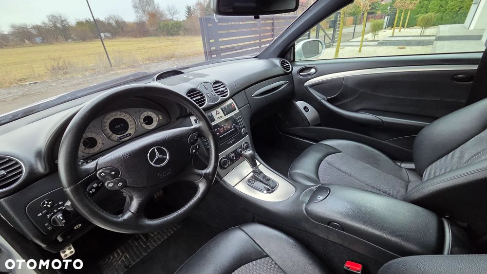 Mercedes-Benz CLK - 31