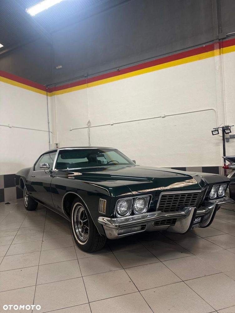 Buick Riviera - 1