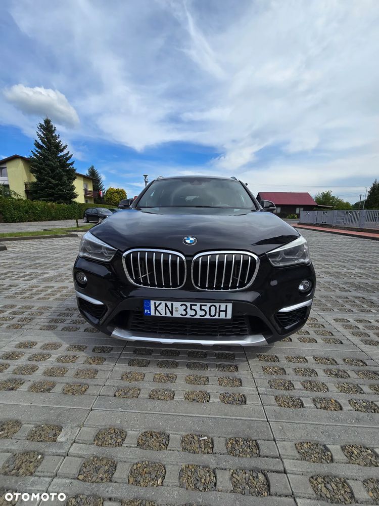 BMW X1 xDrive25i Sport Line sport - 9