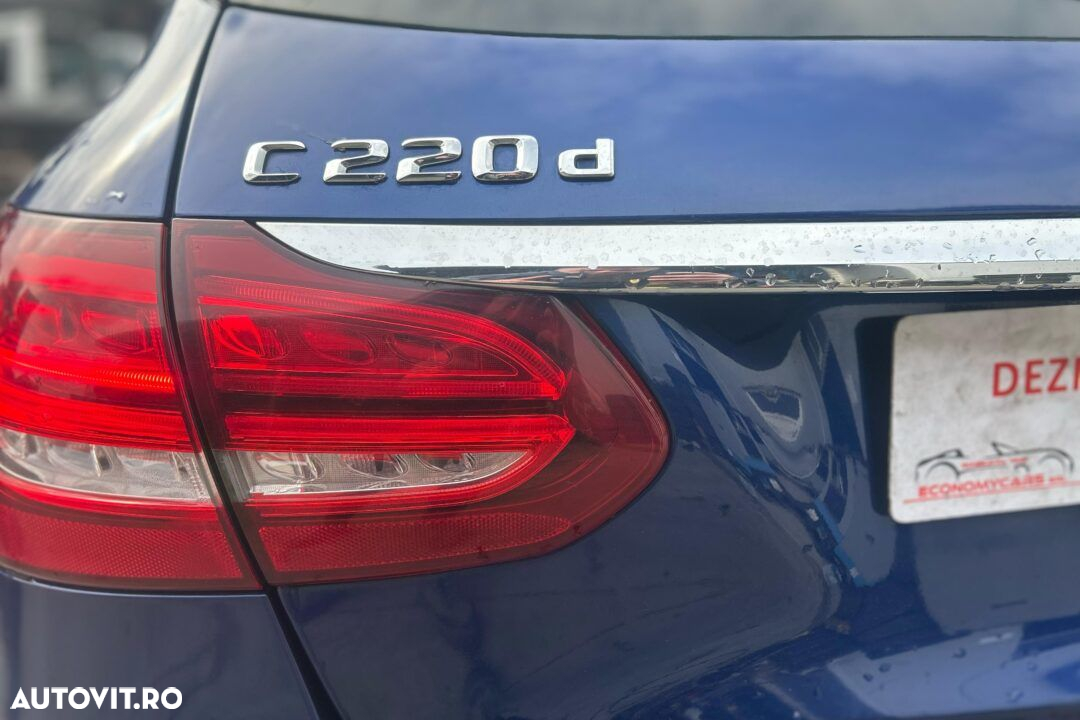 STOP STANGA/DREAPTA pe haion MERCEDES-BENZ C-CLASS(W205) - AN 2016 - 2