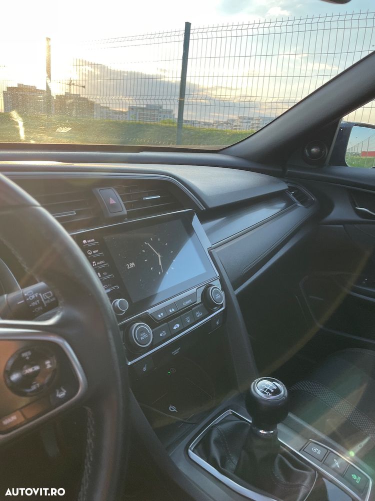 Honda Civic 1.5 i-VTEC Turbo Sport Plus - 22