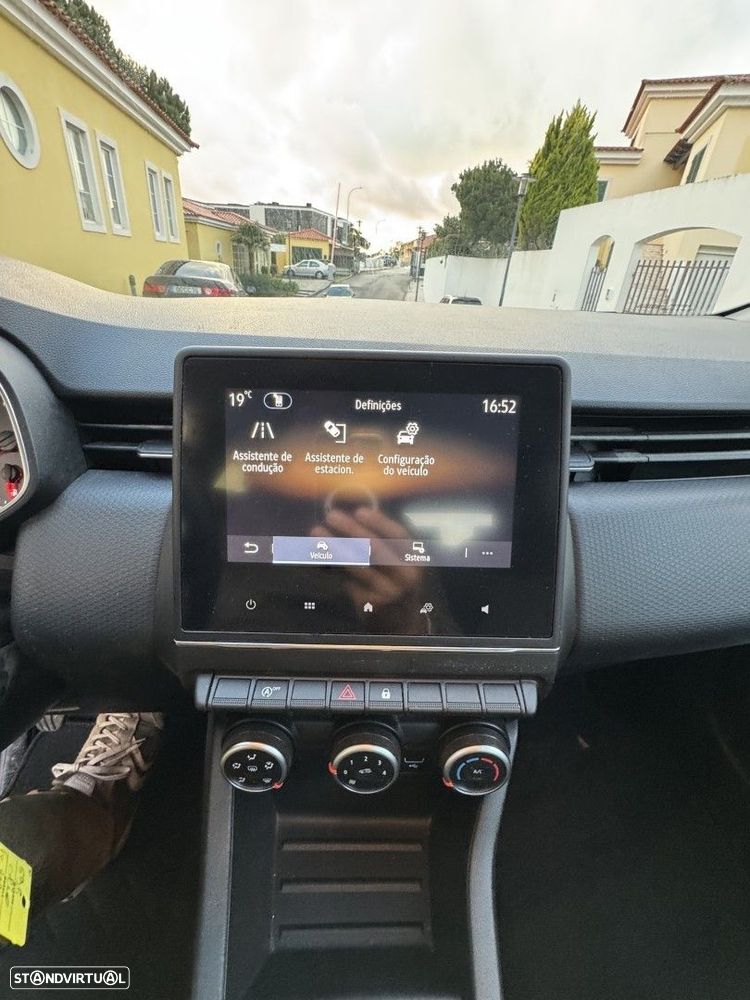 Renault Clio 1.0 TCe Evolution - 17