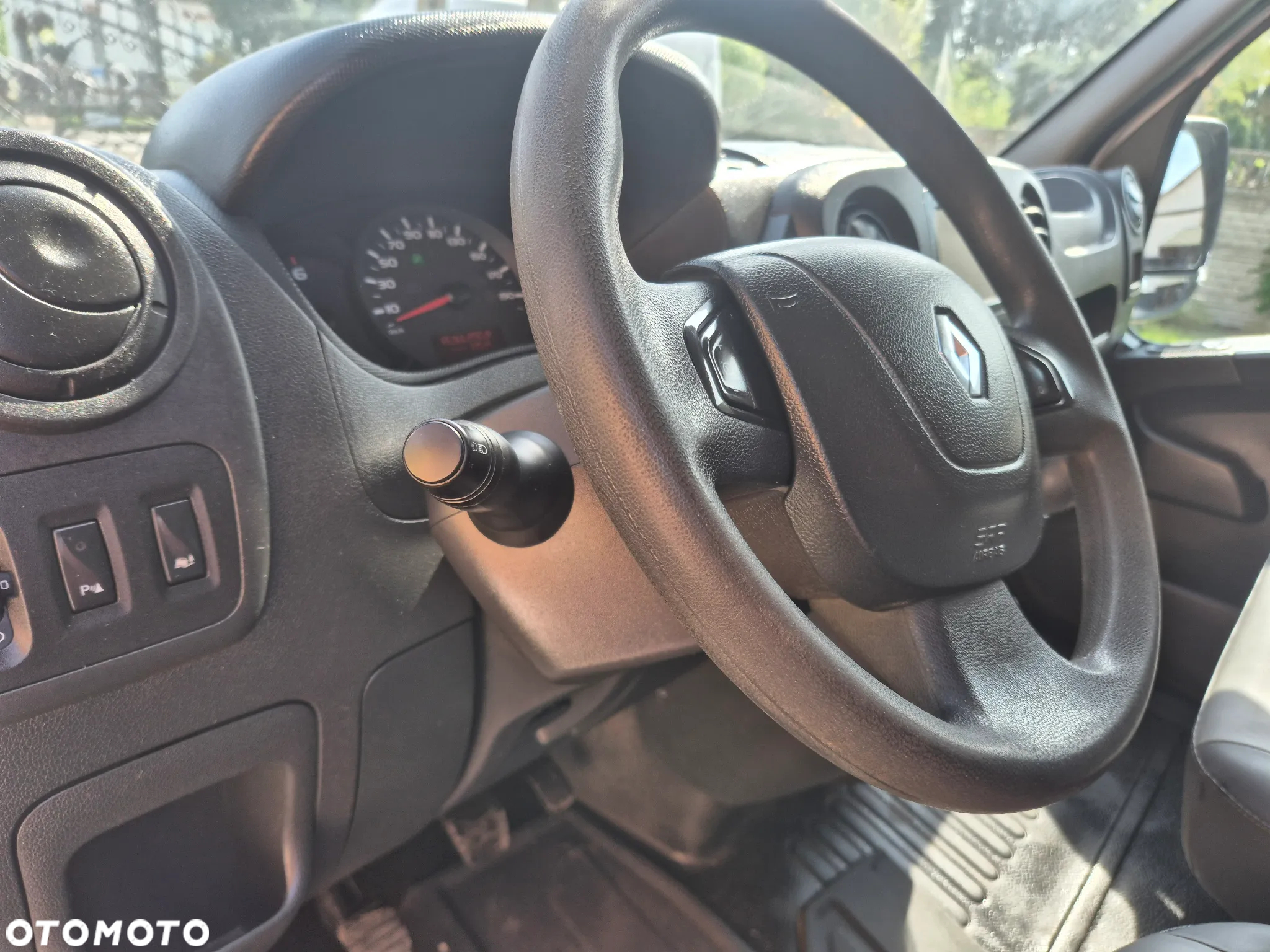 Renault MASTER L3H2 2.3 145KM BRYGADÓWKA 7 OSÓB KLIMA SPROWADZONY NAVI KAMERY - 26