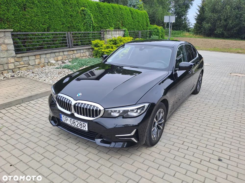 BMW Seria 3 318i Luxury Line sport - 3