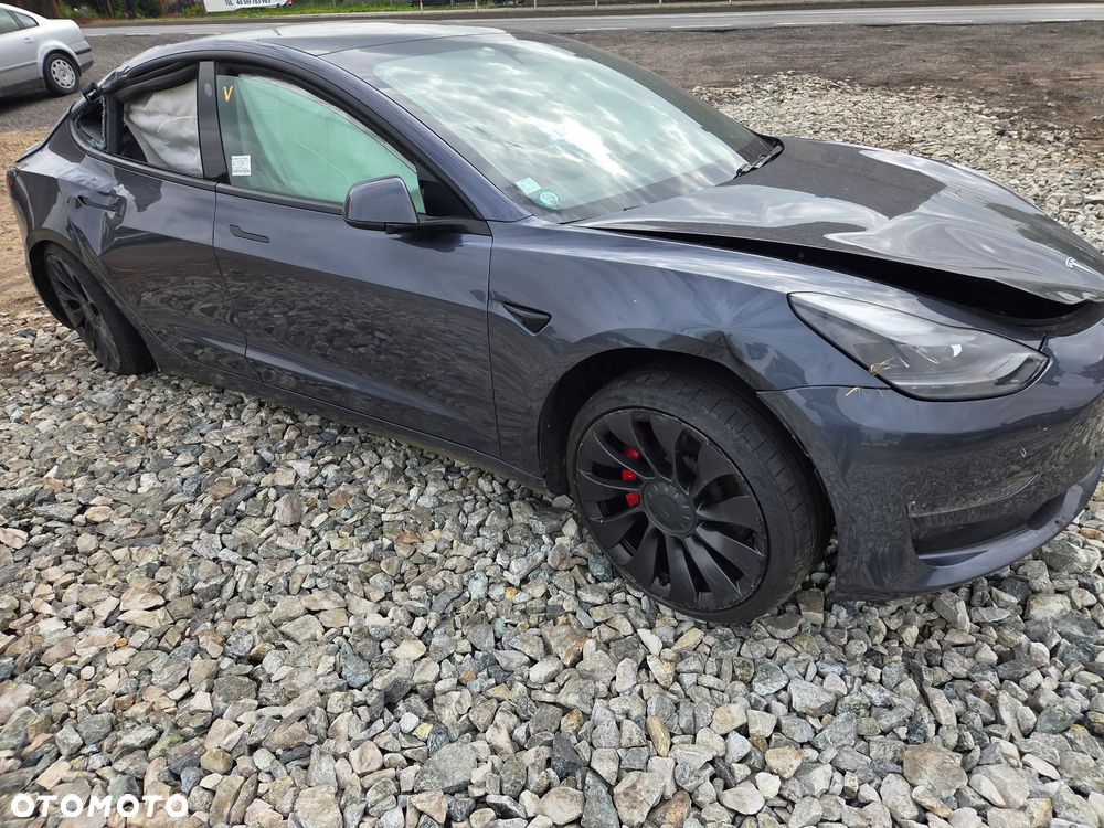 Tesla Model 3 Allradantrieb Dual Motor Performance - 3