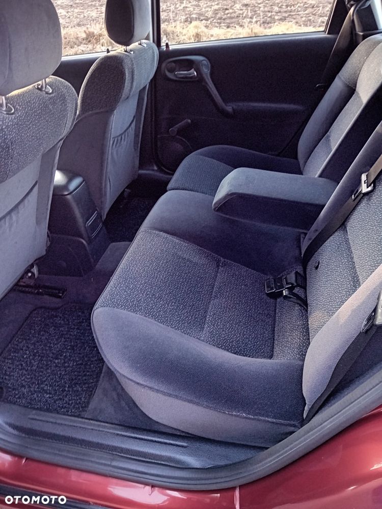 Opel Vectra - 7