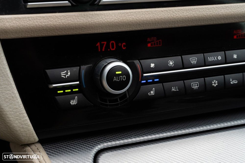 BMW 535 d xDrive Pack M Auto - 29