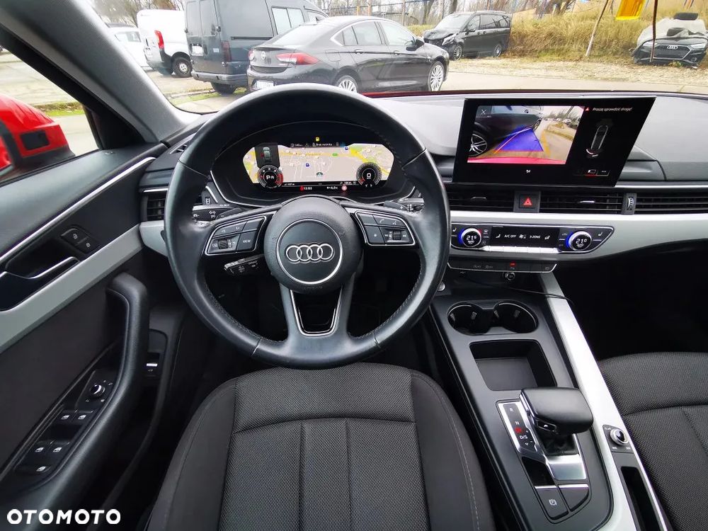Audi A4 Avant 35 TDI Sport S tronic - 30