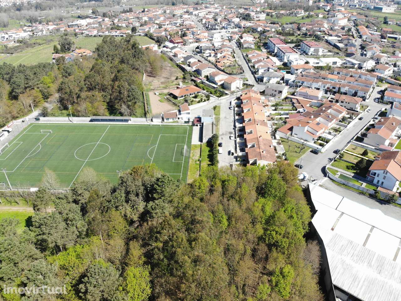 Terreno para promoção imobiliária – 5.587 m² | Merelim S. Paio - Grande imagem: 2/12