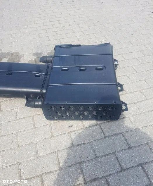 KOMIN WLOT FILTRA POWIETRZA DAF 105 XF - 2