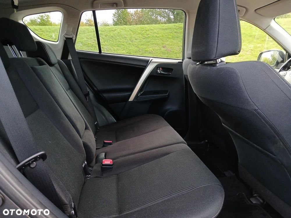 Toyota RAV4 - 17