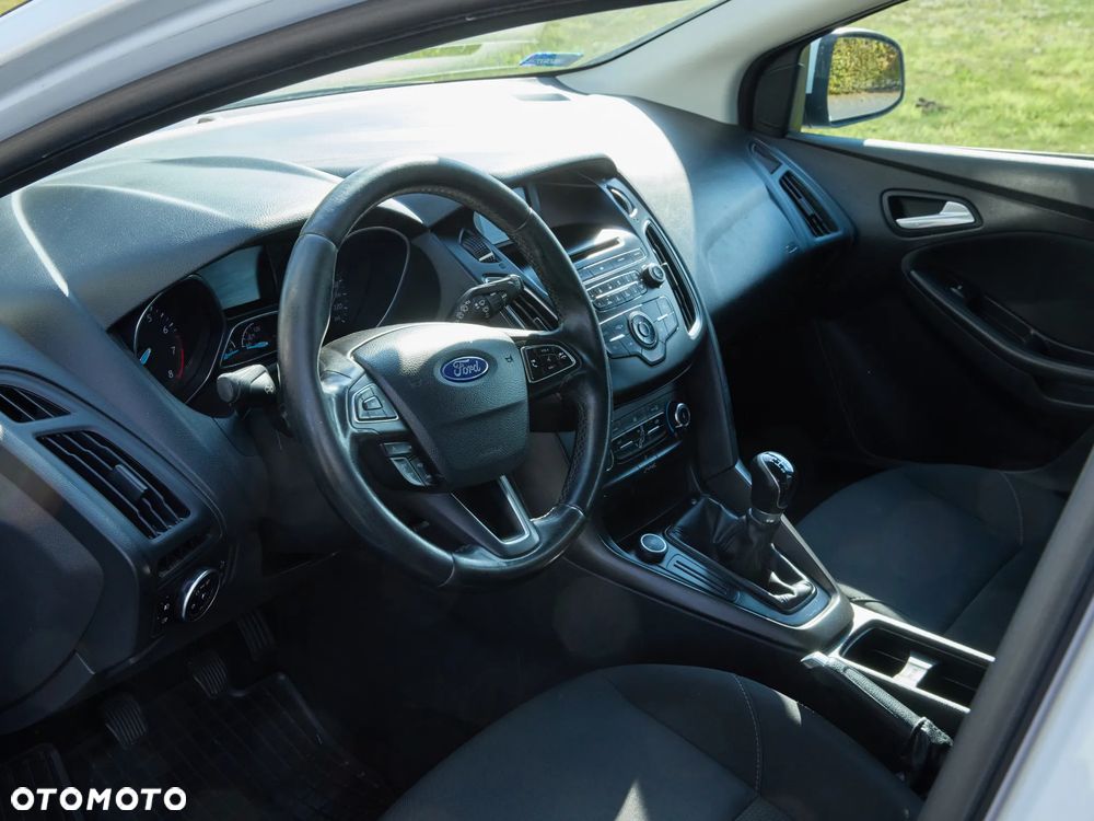 Ford Focus - 19