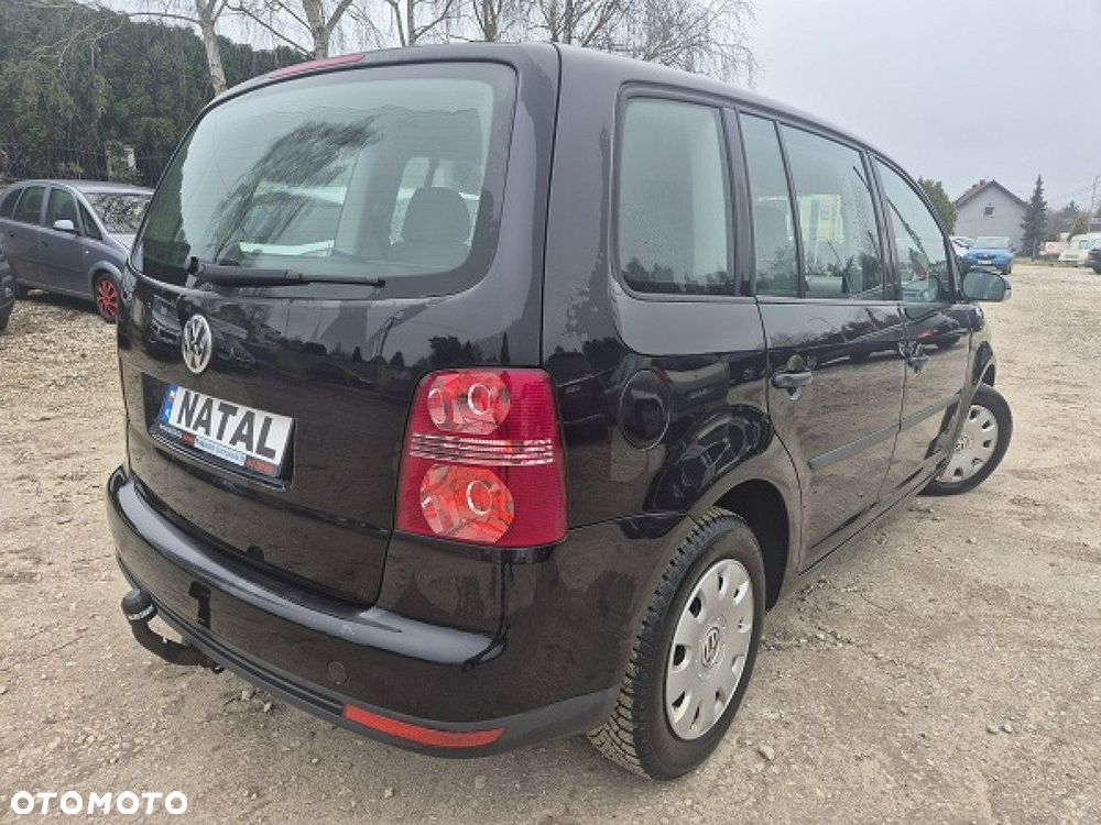 Volkswagen Touran - 2