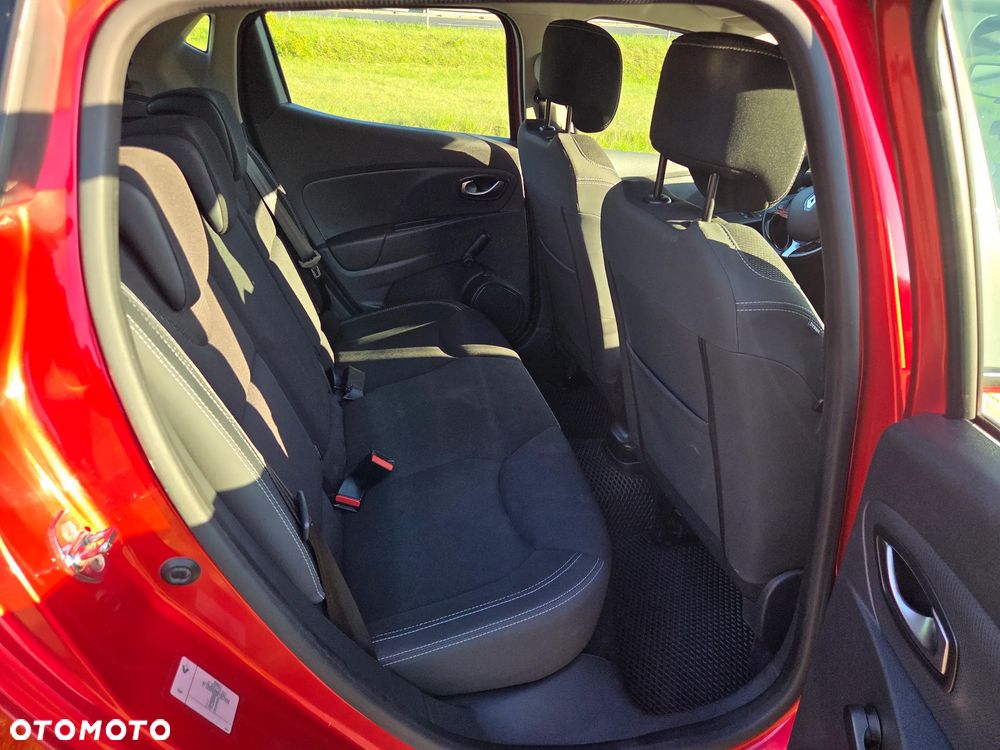 Renault Clio - 14