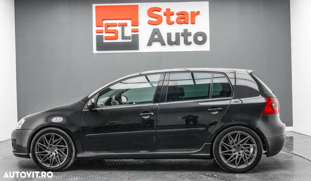 Volkswagen Golf 2.0 FSI GTI - 10