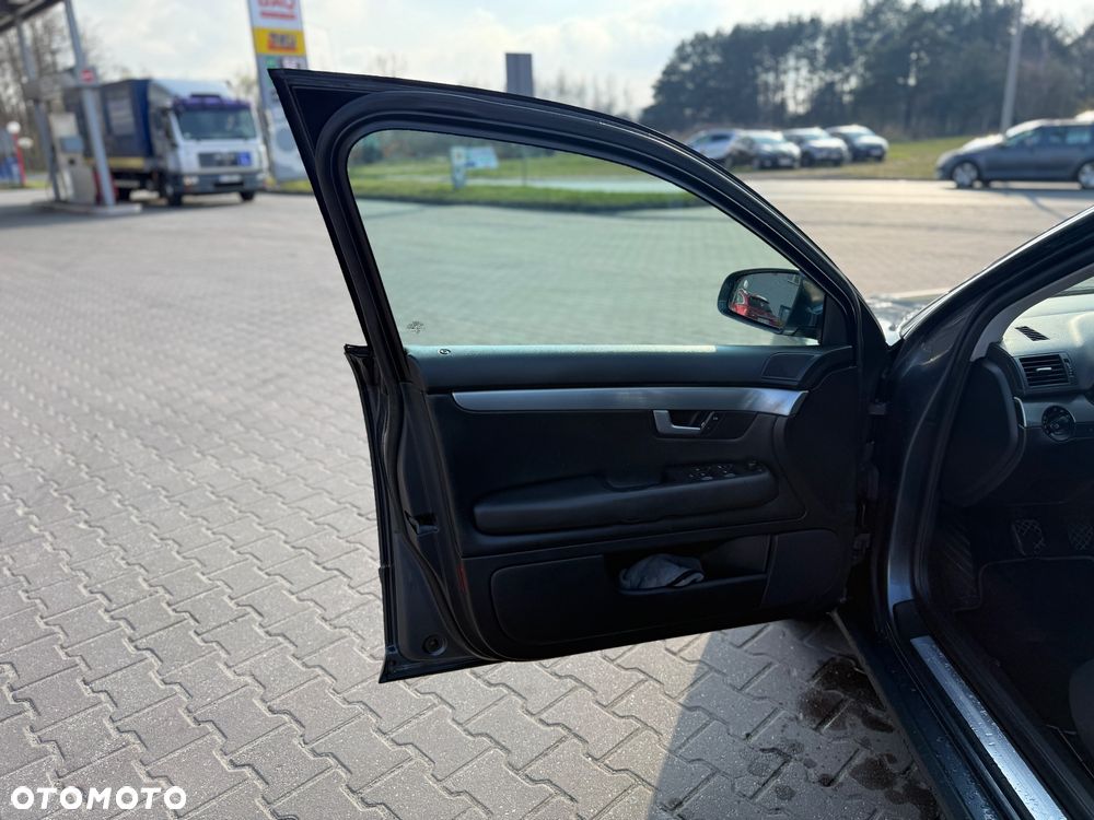 Audi A4 Avant 3.0 TDI quattro - 12