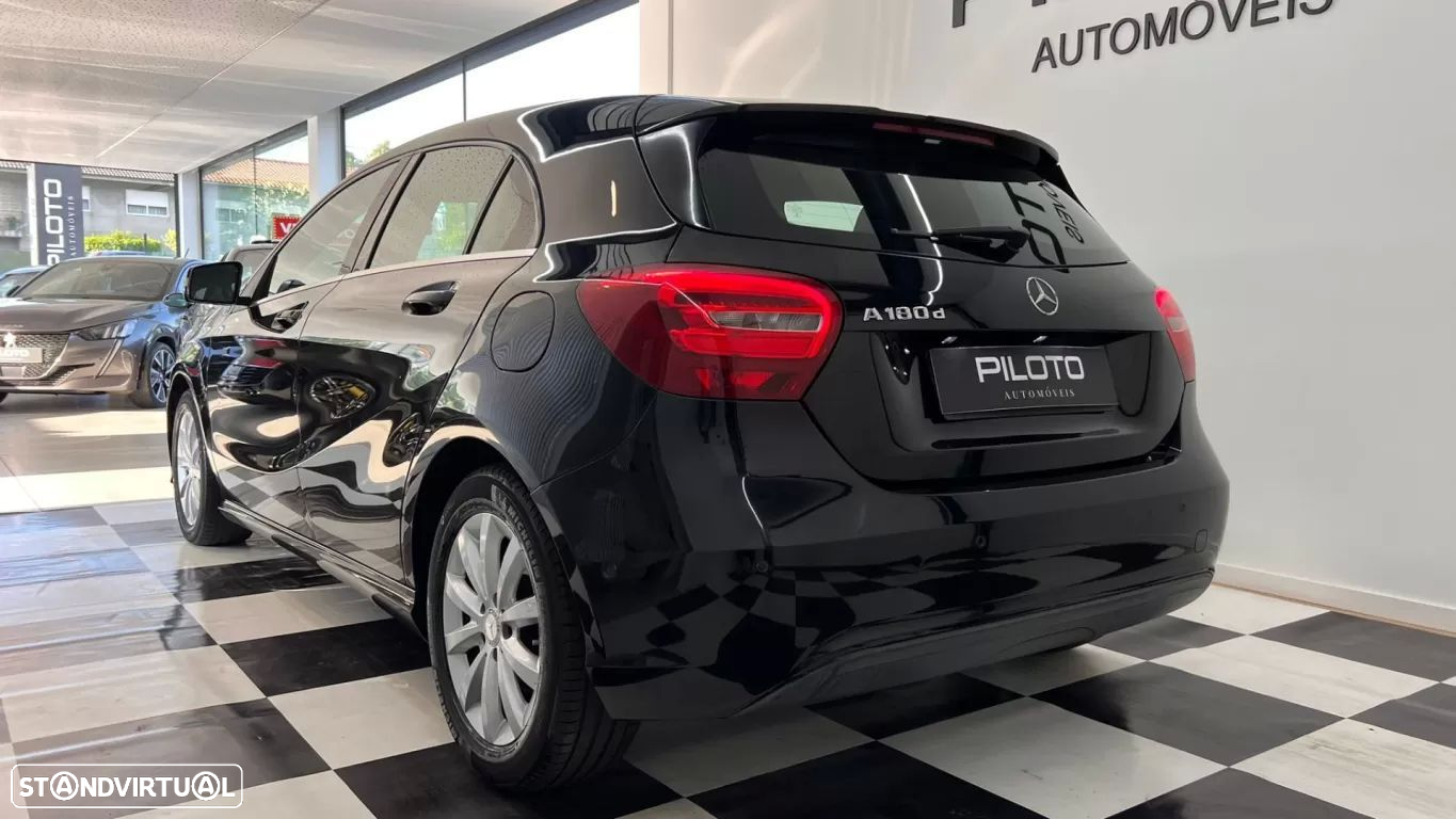 Mercedes-Benz A 180 d - 7