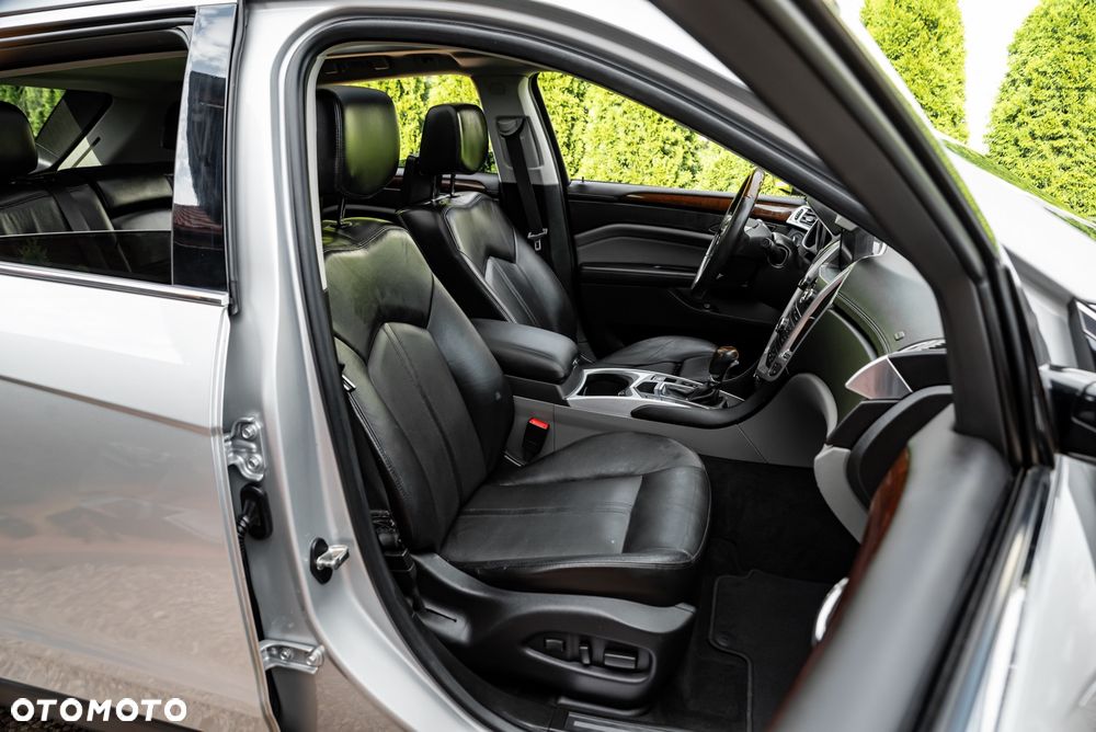 Cadillac SRX 3.0 V6 AWD Sport Luxury - 28