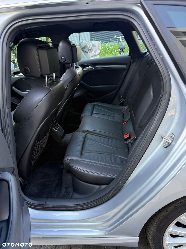 Audi A3 Sportback - 12
