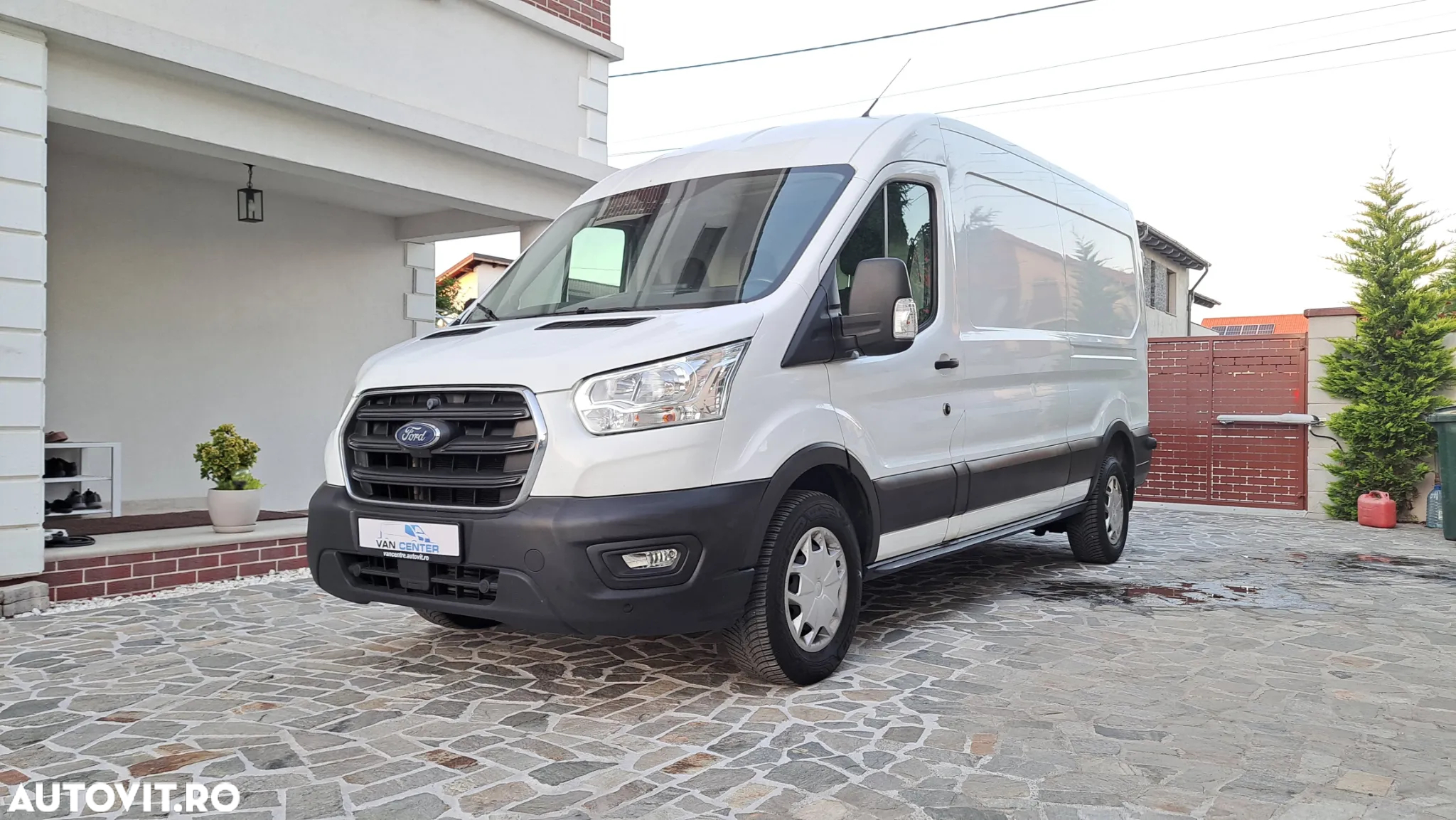 Ford TRANSIT VAN TREND L3H2 FWD - 2