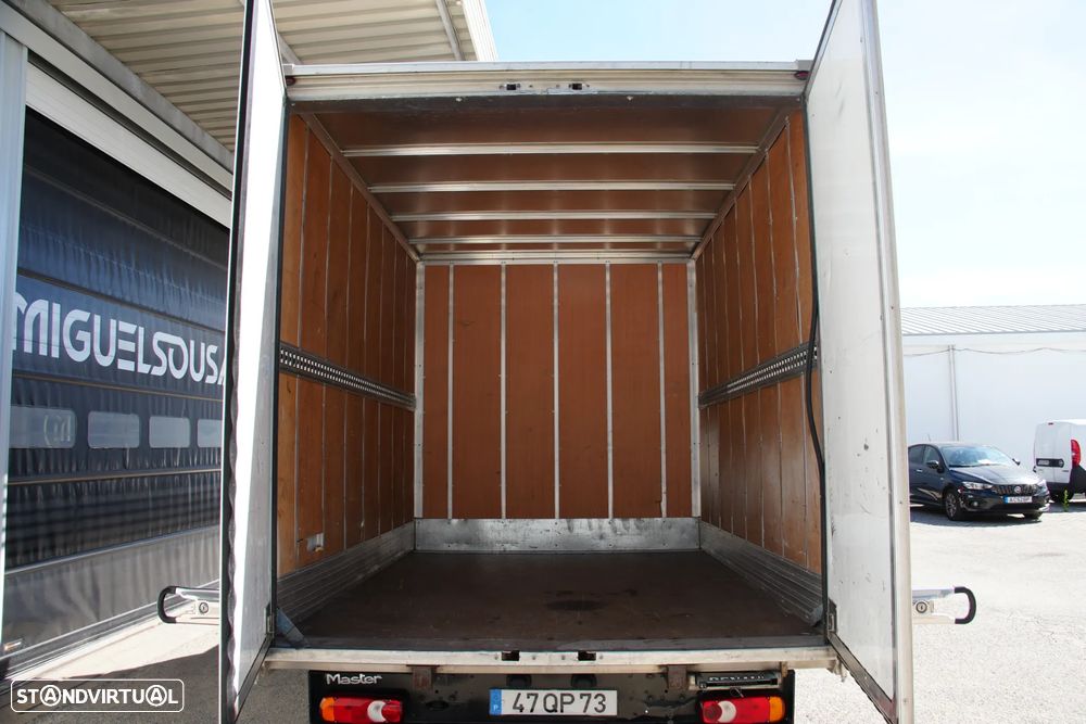 Renault Master 7Lugares Contentor 2.3DCI 125cv - 6