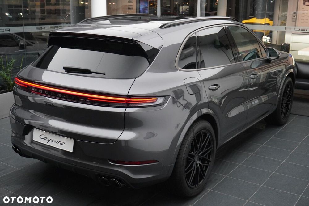 Porsche Cayenne - 12