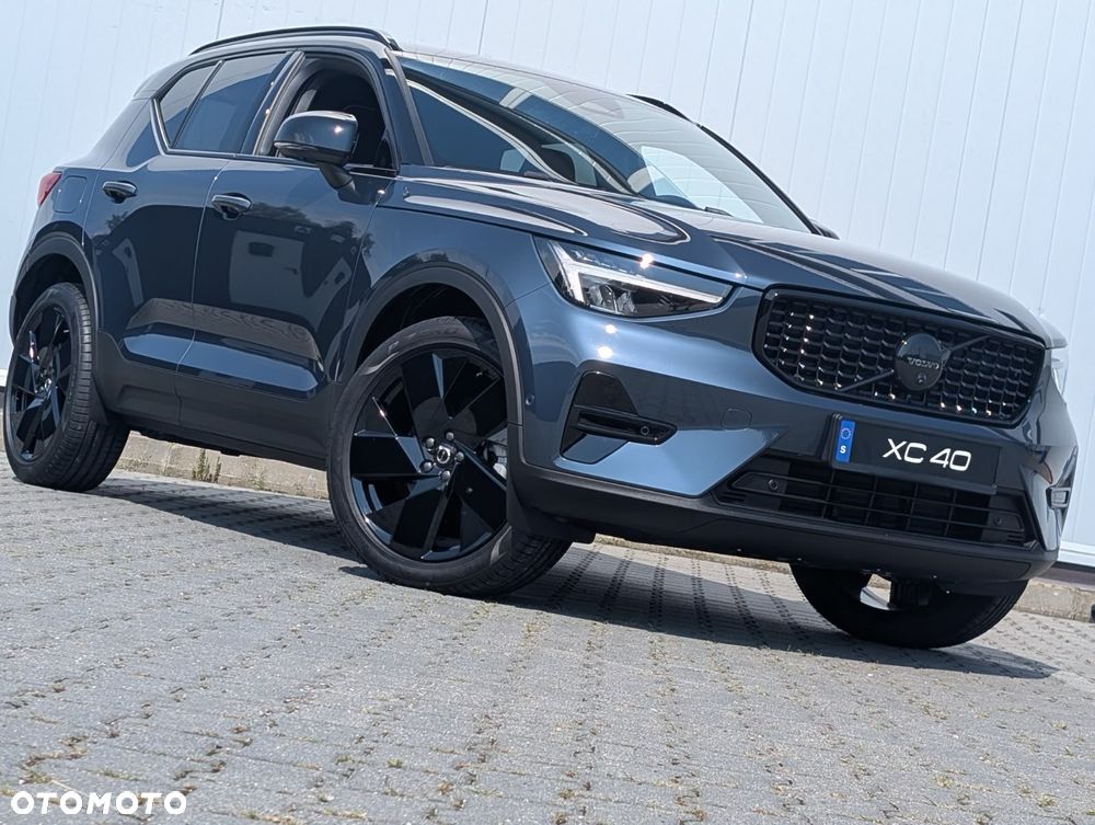 Volvo XC 40 B4 AWD Ultimate Dark - 10