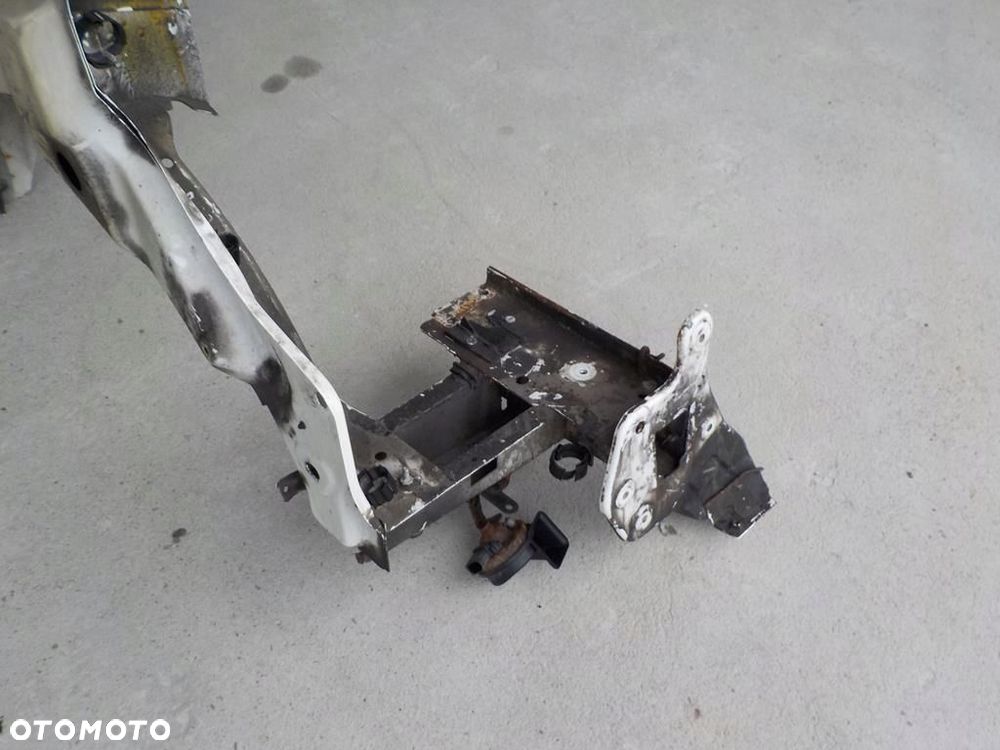 VW T5 POSZYCIE BŁOTNIKA PRAWEGO ĆWIARTKA PRAWA PRZÓD - 2