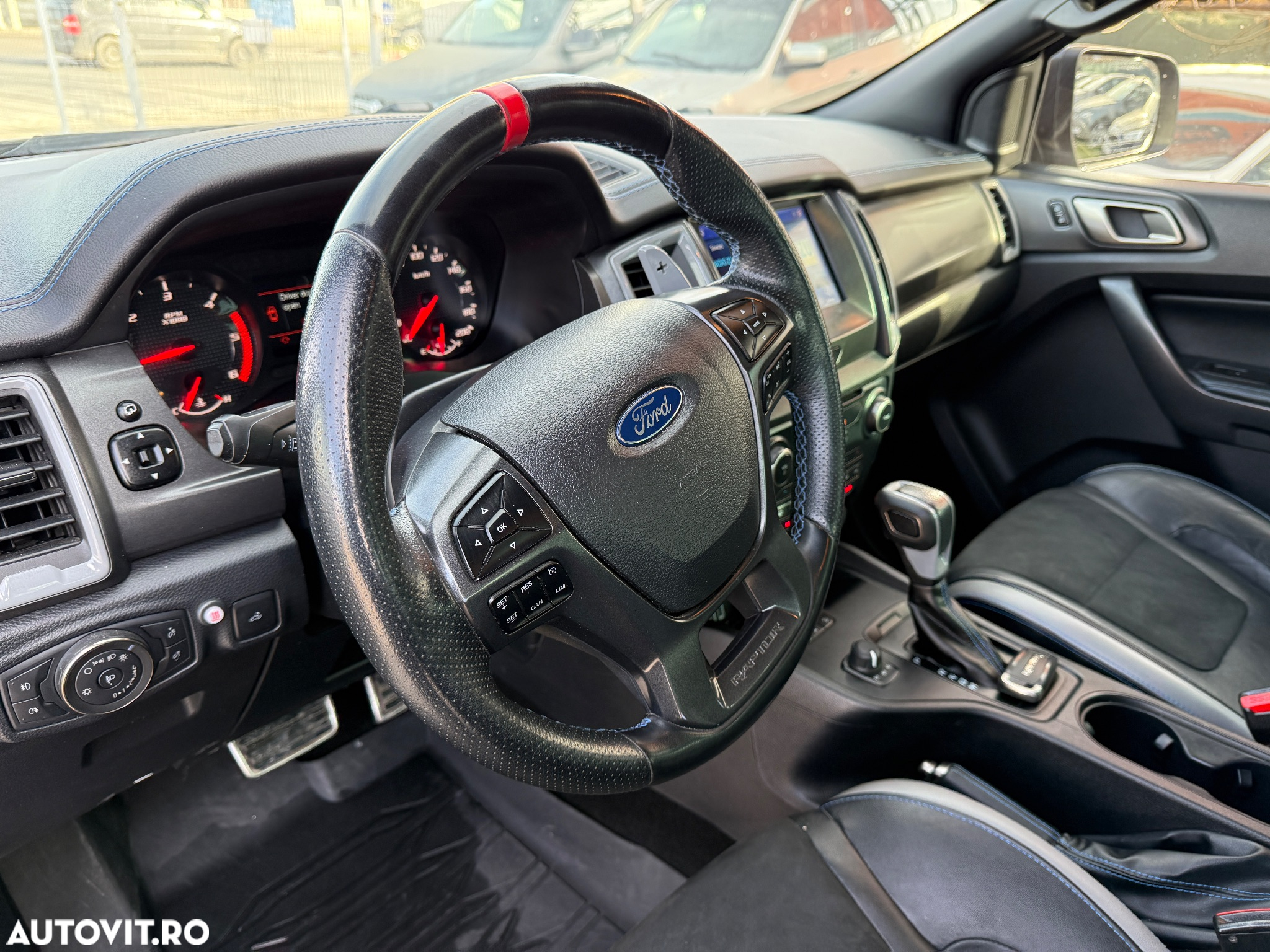 Ford Raptor - 26