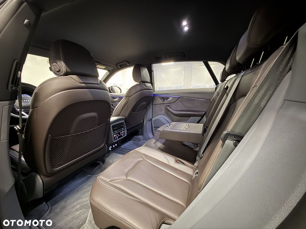 Audi Q8 - 28