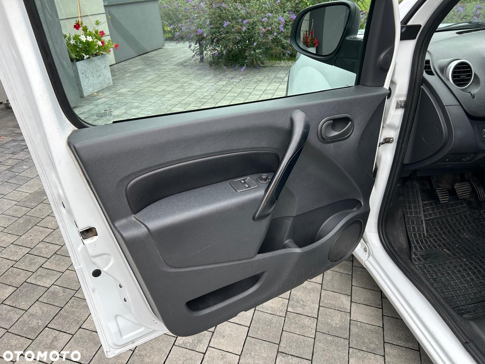 Renault Kangoo Maxi - 9