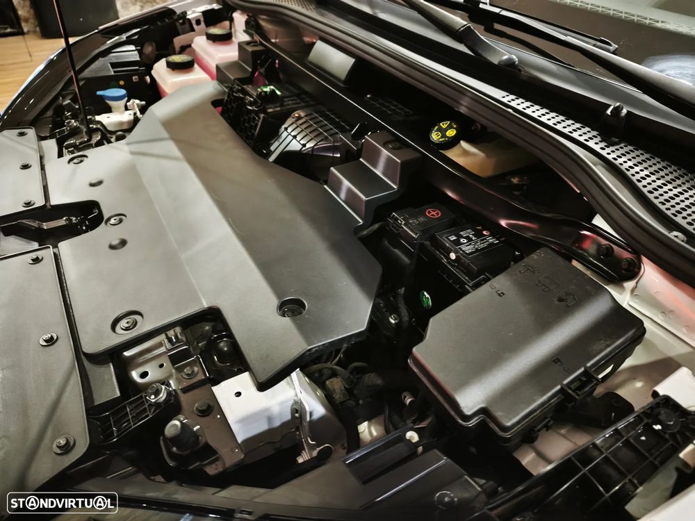 MG MG4 51 kWh Standard - 42