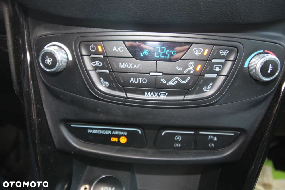 Ford B-MAX 1.0 EcoBoost Titanium - 28