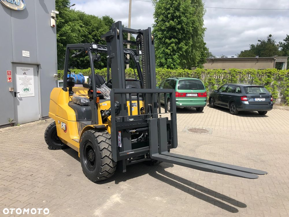 Caterpillar GP50CN3 - 4