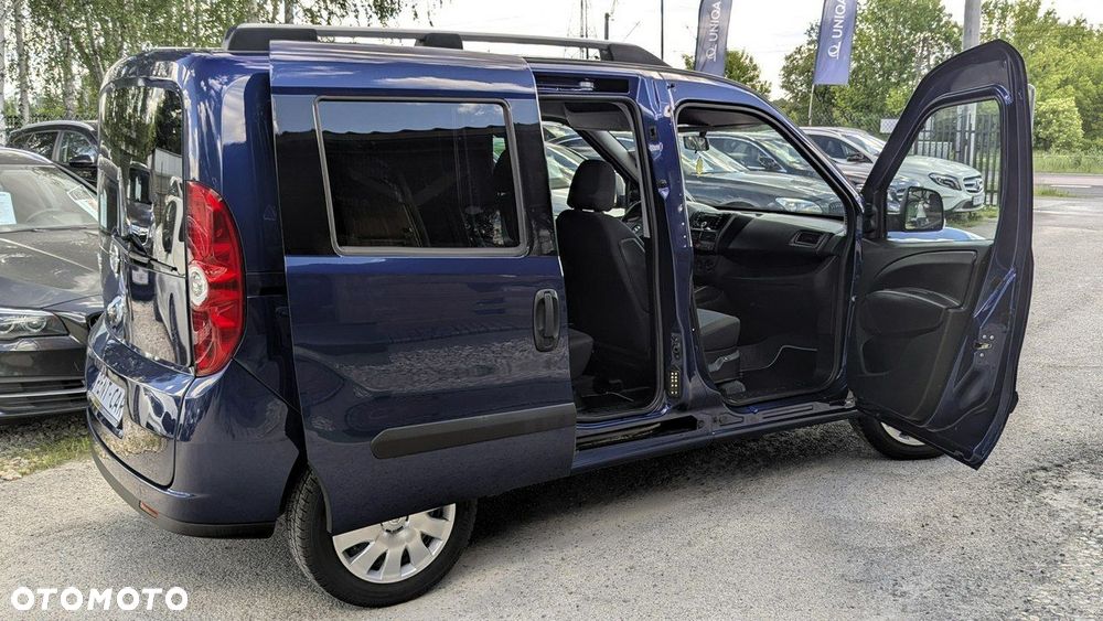 Opel Combo - 12