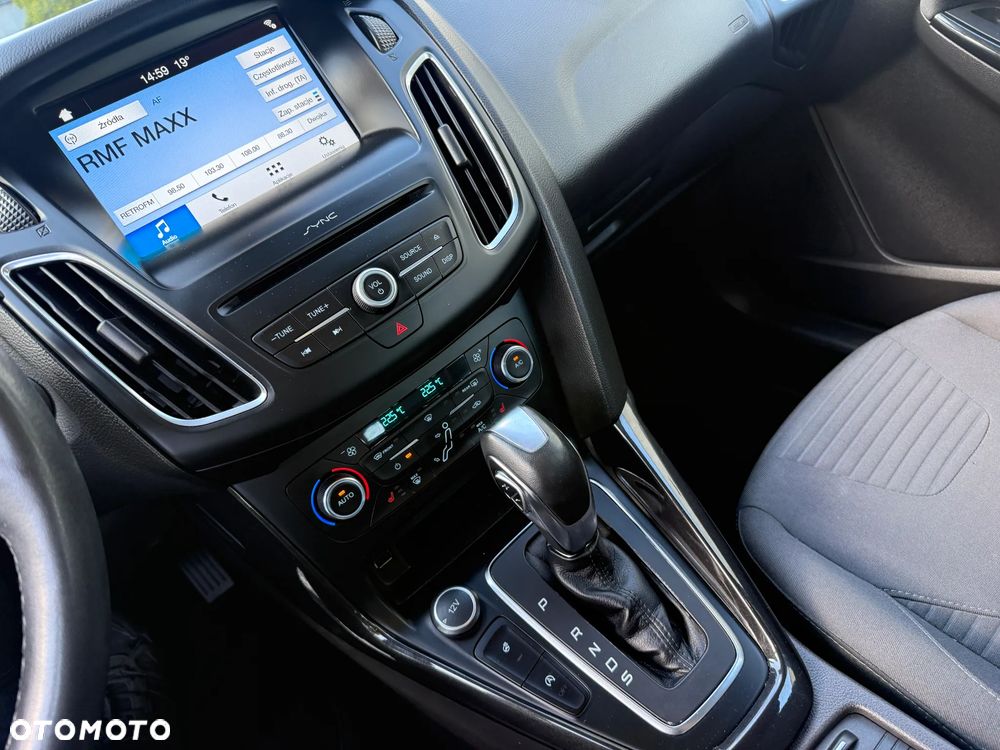 Ford Focus 1.0 EcoBoost Titanium ASS PowerShift - 16