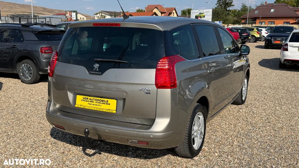 Peugeot 5008 e-HDI FAP 115 EGS6 Stop&Start Business-Line - 3